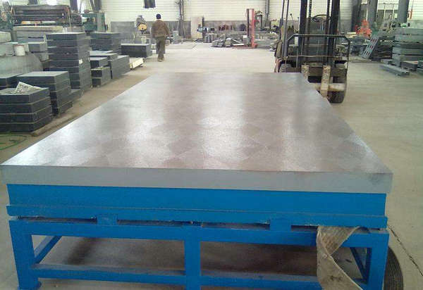 如何延長鑄鐵平臺平板使用壽命?